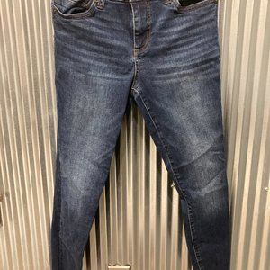 KUT Skinny Jeans w/ frayed ankles